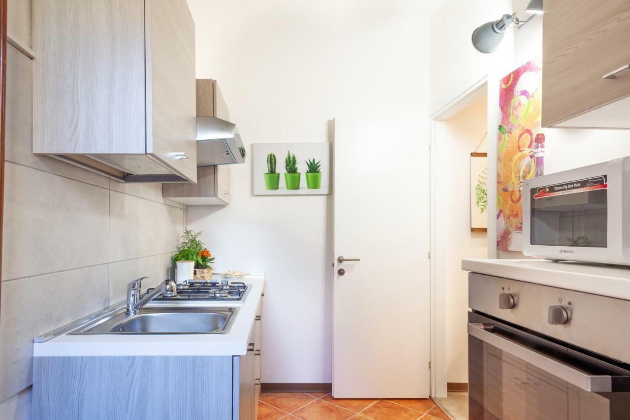 Duplex Apartment In Pieno Centro 페라라 외부 사진
