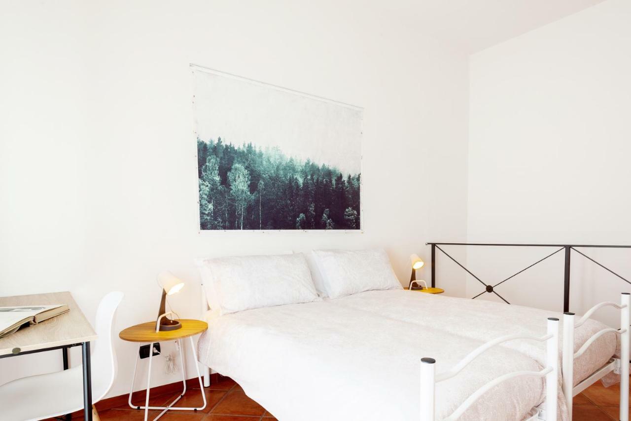 Duplex Apartment In Pieno Centro 페라라 외부 사진